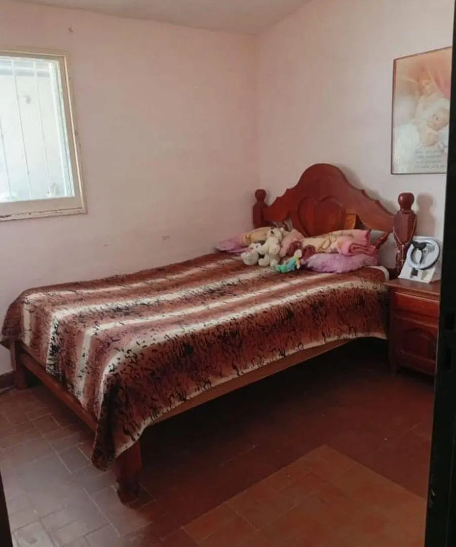 VENTA CASA 200M2 ALTO COMEDERO 2 HABITACIONES 4