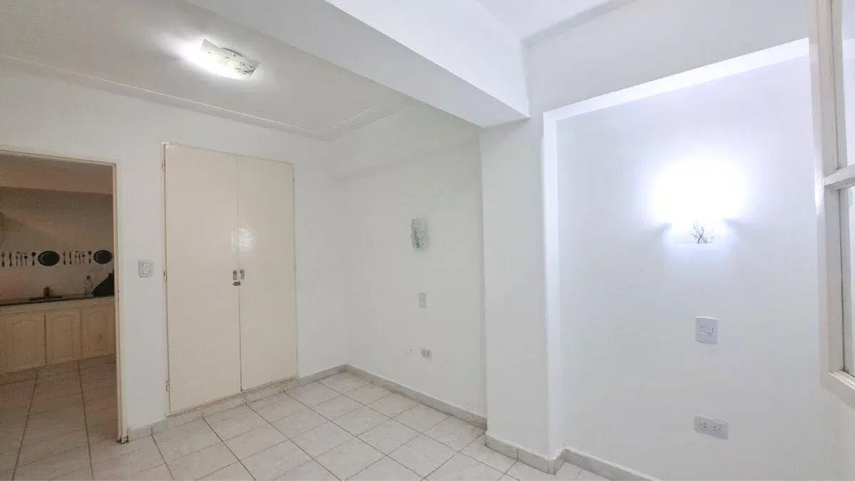 VENTA DEPARTAMENTO 2 DORMITORIOS MACROCENTRO 4