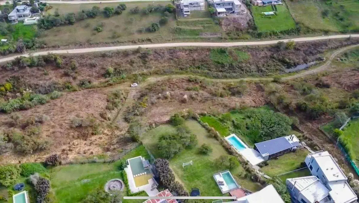 VENTA TERRENO 3.772 m² -  CLUB DE CAMPO LA ALMONA 3