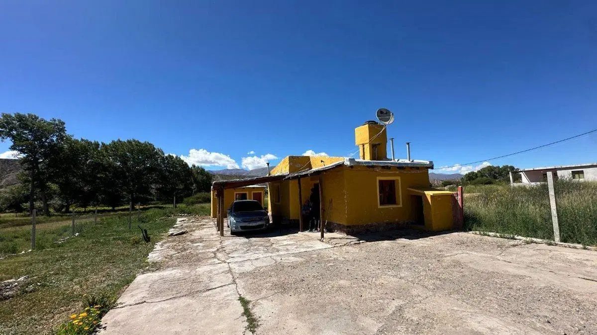 VENTA DE CASA SOBRE RN9 5000MTS2 PARAJE SAN ROQUE 2