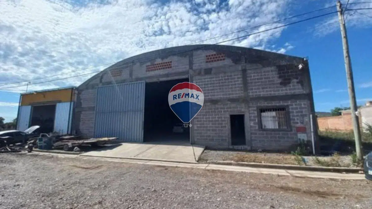 VENTA GALPÓN COMERCIAL 500M2 EL CARMEN 8