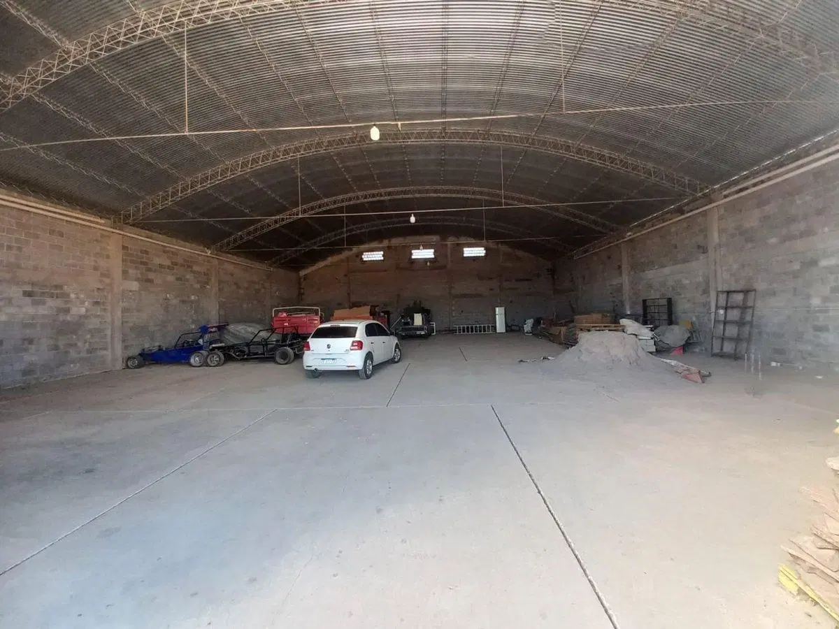 VENTA GALPÓN COMERCIAL 500M2 EL CARMEN 2