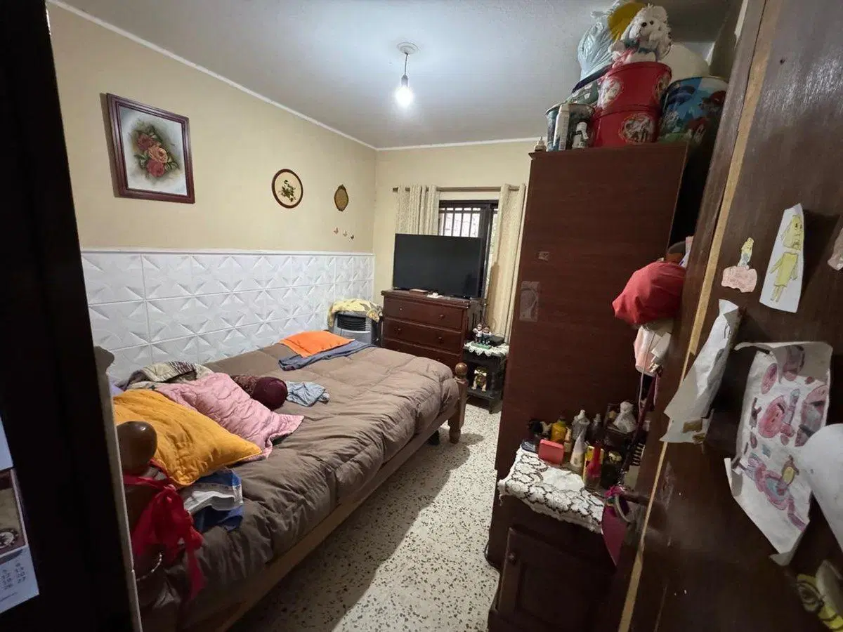 VENTA CASA EN BARRIO SAN PEDRITO, 3 HABITACIONES. 3