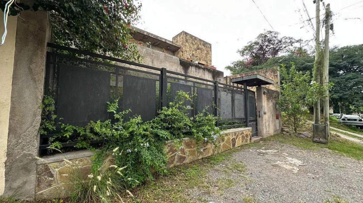 VENTA CASA 300 M² -  4 DORM. - B° ALTO PADILLA 2