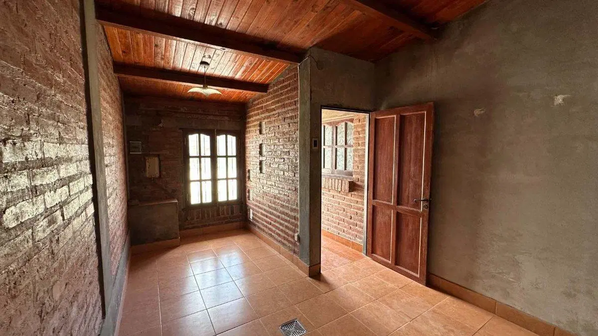VENTA CASA B° LA POSTA PERICO-216M2-3 DORMITORIOS 5