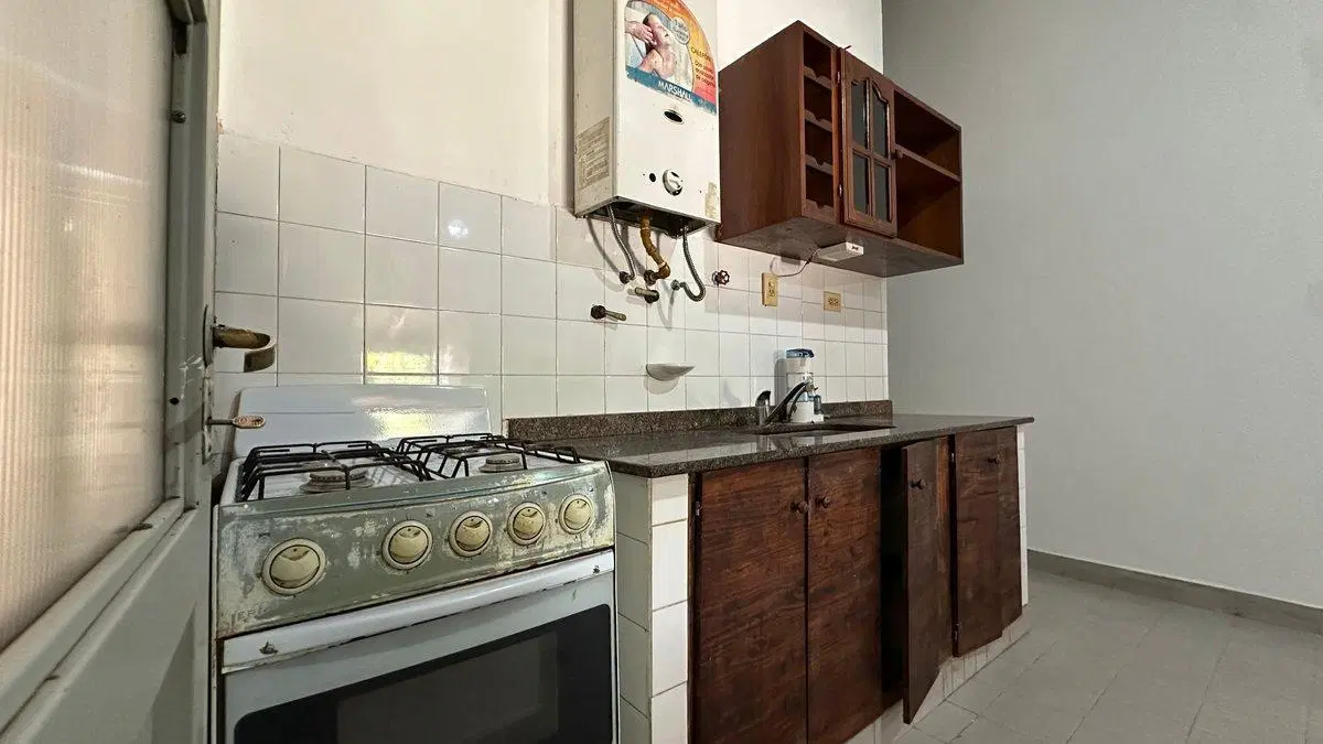 VENTA CASA B° LA POSTA PERICO-216M2-3 DORMITORIOS 2