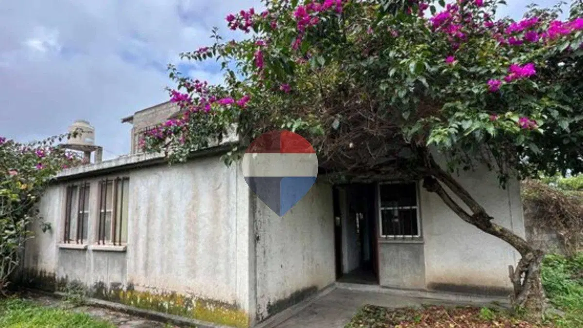 CASA EN VENTA 2 DORMITORIOS ALTO COMEDERO 5