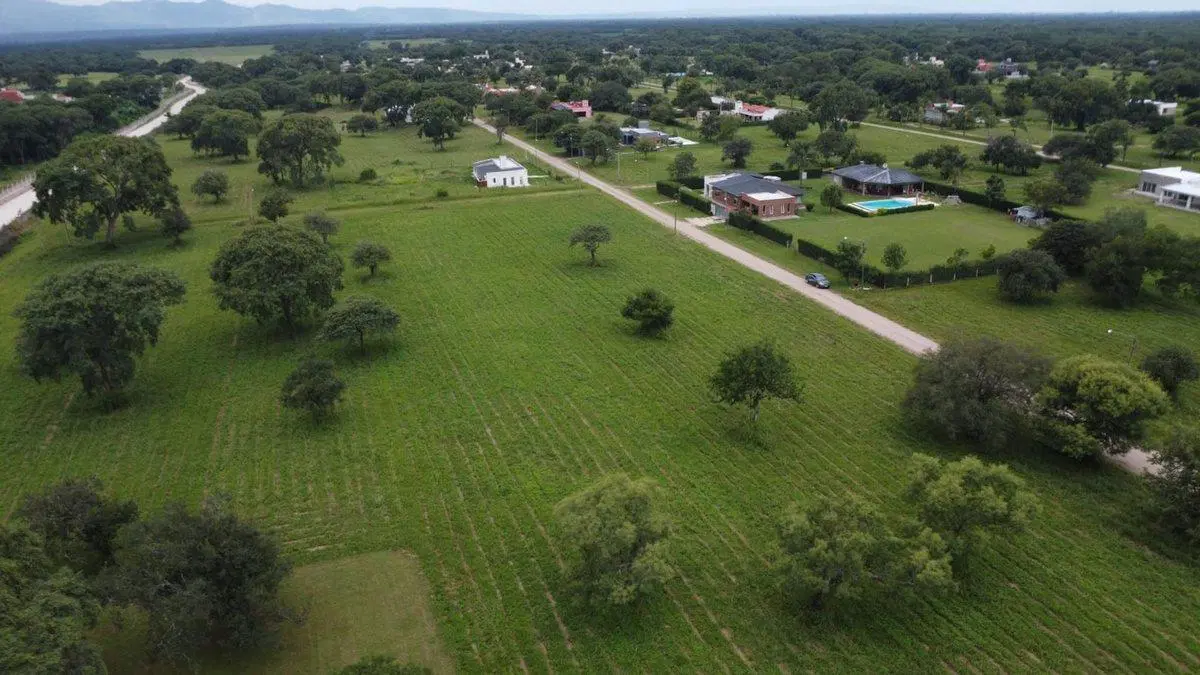 Venta terreno 2.000m2 Country Las Delicias 4