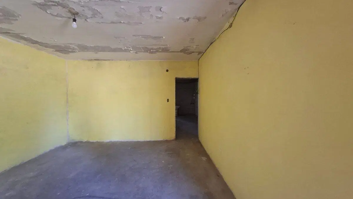 VENTA DE CASA A REFACIONAR B° BALCON, 3 AMBIENTES 2