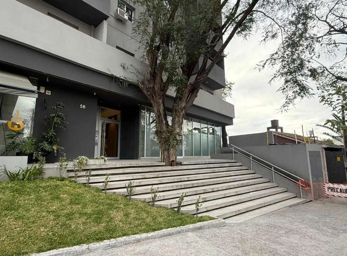 VENTA MONOAMBIENTE A ESTRENAR B LOS PERALES 5