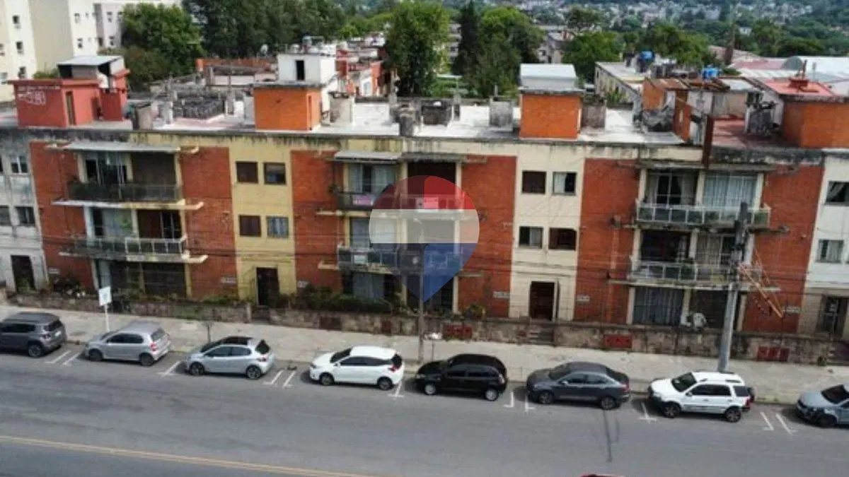 VENTA DEPARTAMENTO 3 DORM - B° MACROCENTRO 5