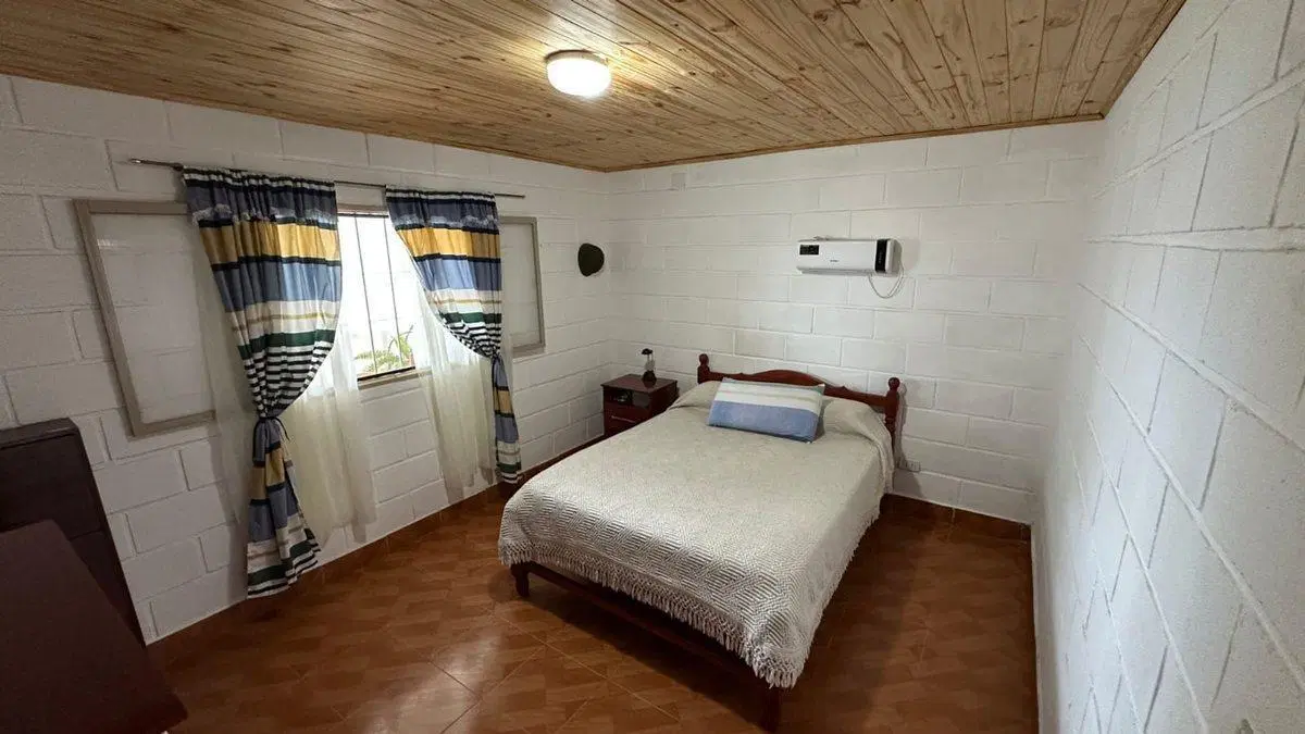 VENTA CASA 2 DORMITORIOS - ALTOS DE ZAPLA 3
