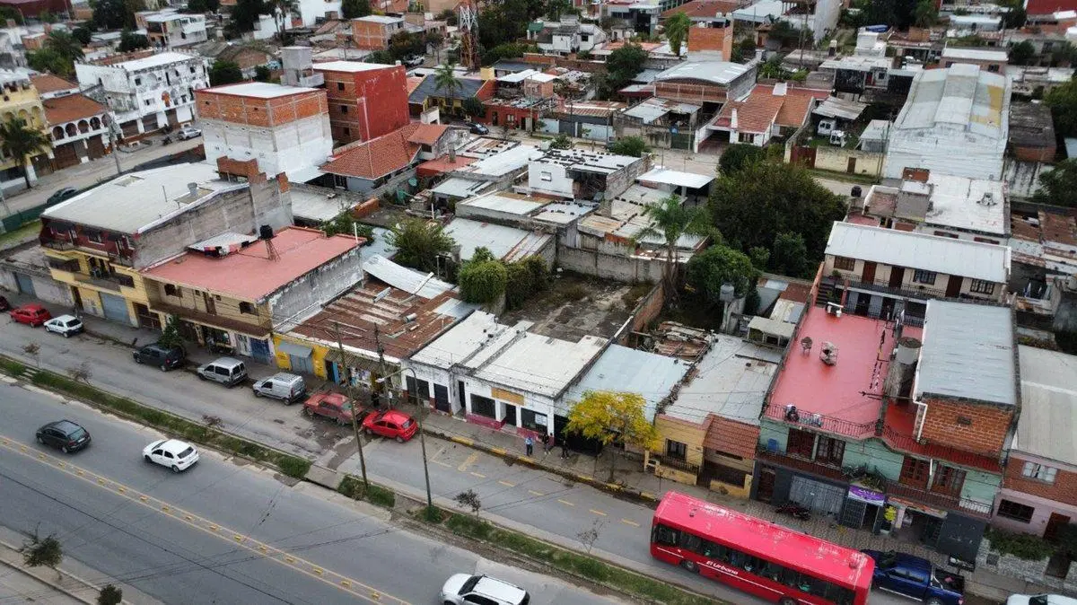 VENTA TERRENO 297 M2 SOBRE AV BALBIN Bº CHIJRA CC3 2
