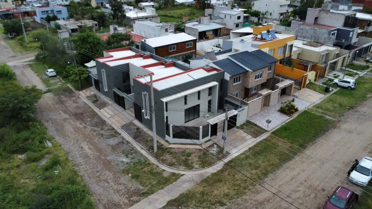 VENTA DUPLEX 2 DORMITORIOS LOFT ALTOS DEL ZAPLA 2