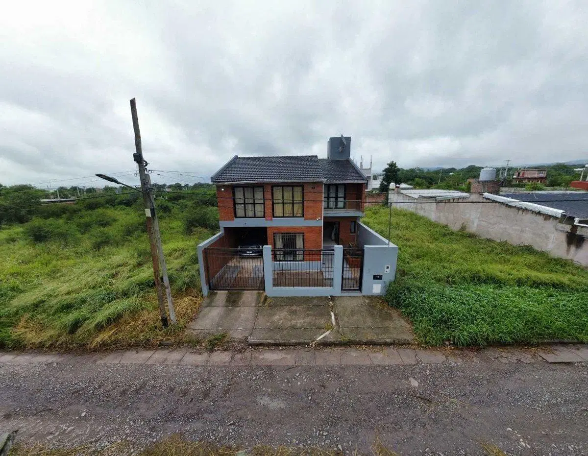 CASA EN VENTA EN LAS COLINAS 2