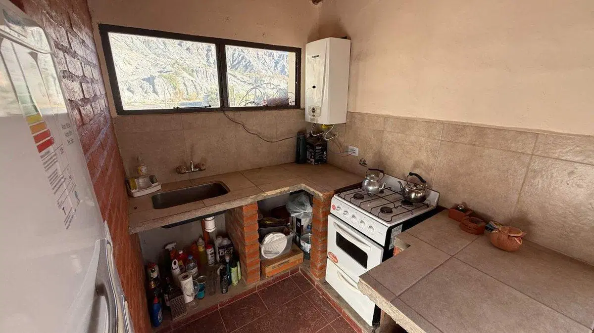VENTA CASA 2 AMBIENTES TERRENO 867M2 PURMAMARCA 2