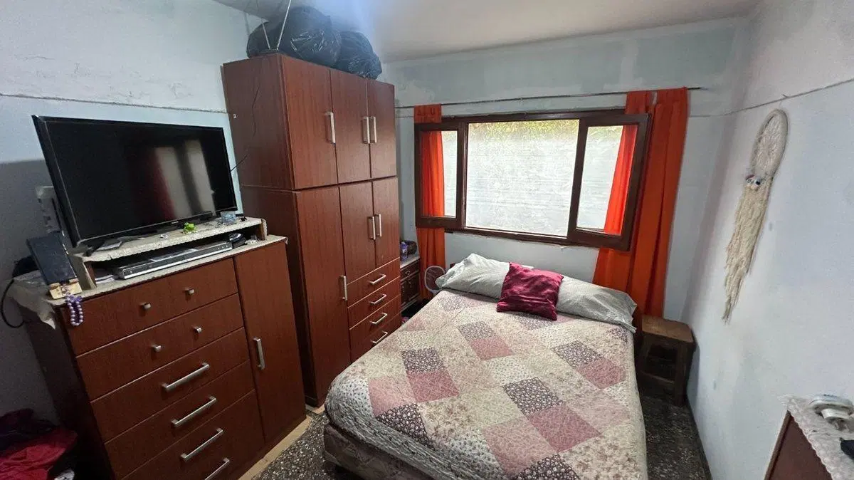 VENTA CASA + DTOS EN B° CIUDAD DE NIEVA 4