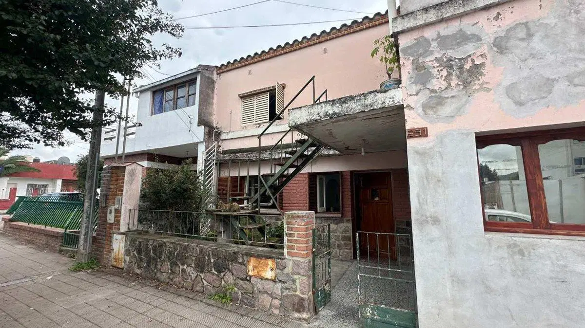 VENTA CASA + DTOS EN B° CIUDAD DE NIEVA 5