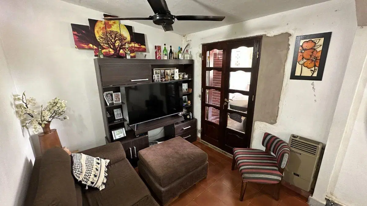 VENTA-CASA 3 DORMITORIOS-156 M2-A. COMEDERO 5