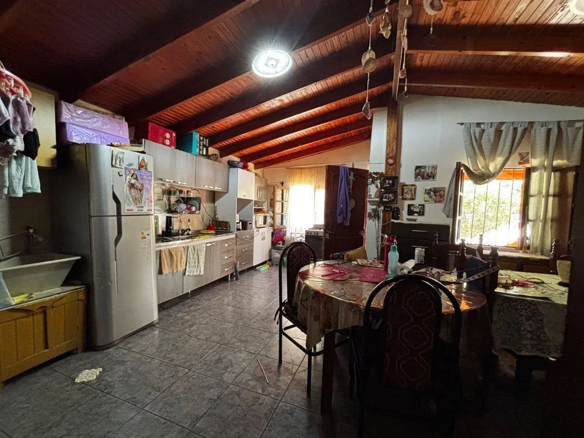 VENTA CASA 3 DORMITORIOS PRE FABRICADA LOS PERALES 4