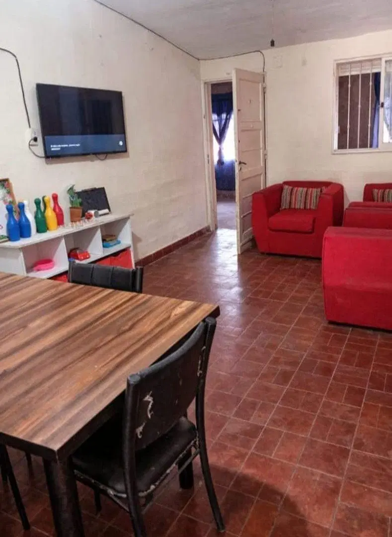 VENTA CASA 200M2 ALTO COMEDERO 2 HABITACIONES 2