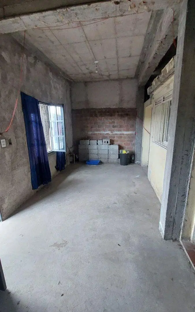 VENTA CASA 200M2 ALTO COMEDERO 2 HABITACIONES 4