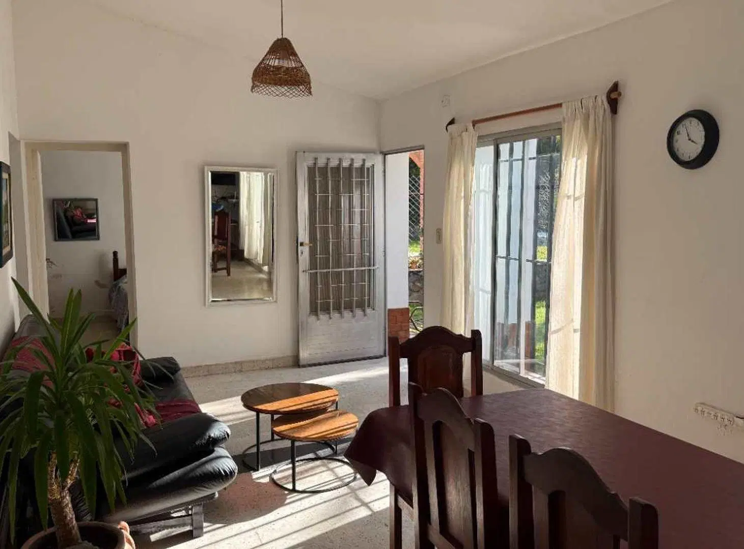 VENTA CASA + DTO + DEPOSITO B° VILLA JARDIN REYES 5
