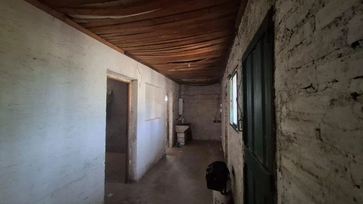 VENTA DE CASA A REFACIONAR B° BALCON, 3 AMBIENTES 2