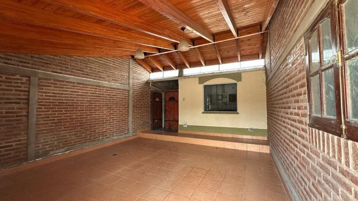 VENTA CASA B° LA POSTA PERICO-216M2-3 DORMITORIOS 8