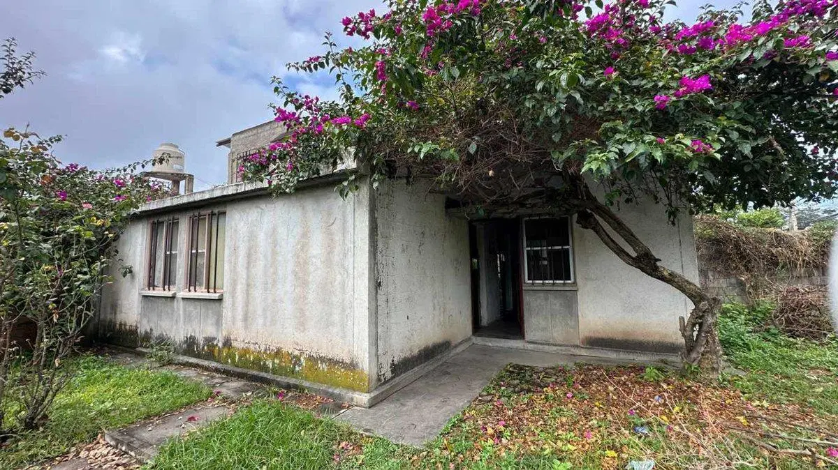 CASA EN VENTA 2 DORMITORIOS ALTO COMEDERO 2