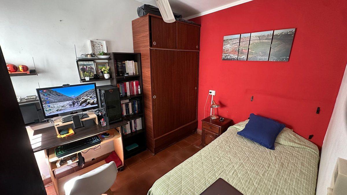Foto de VENTA-CASA 3 DORMITORIOS-156 M2-A. COMEDERO, imagen 2