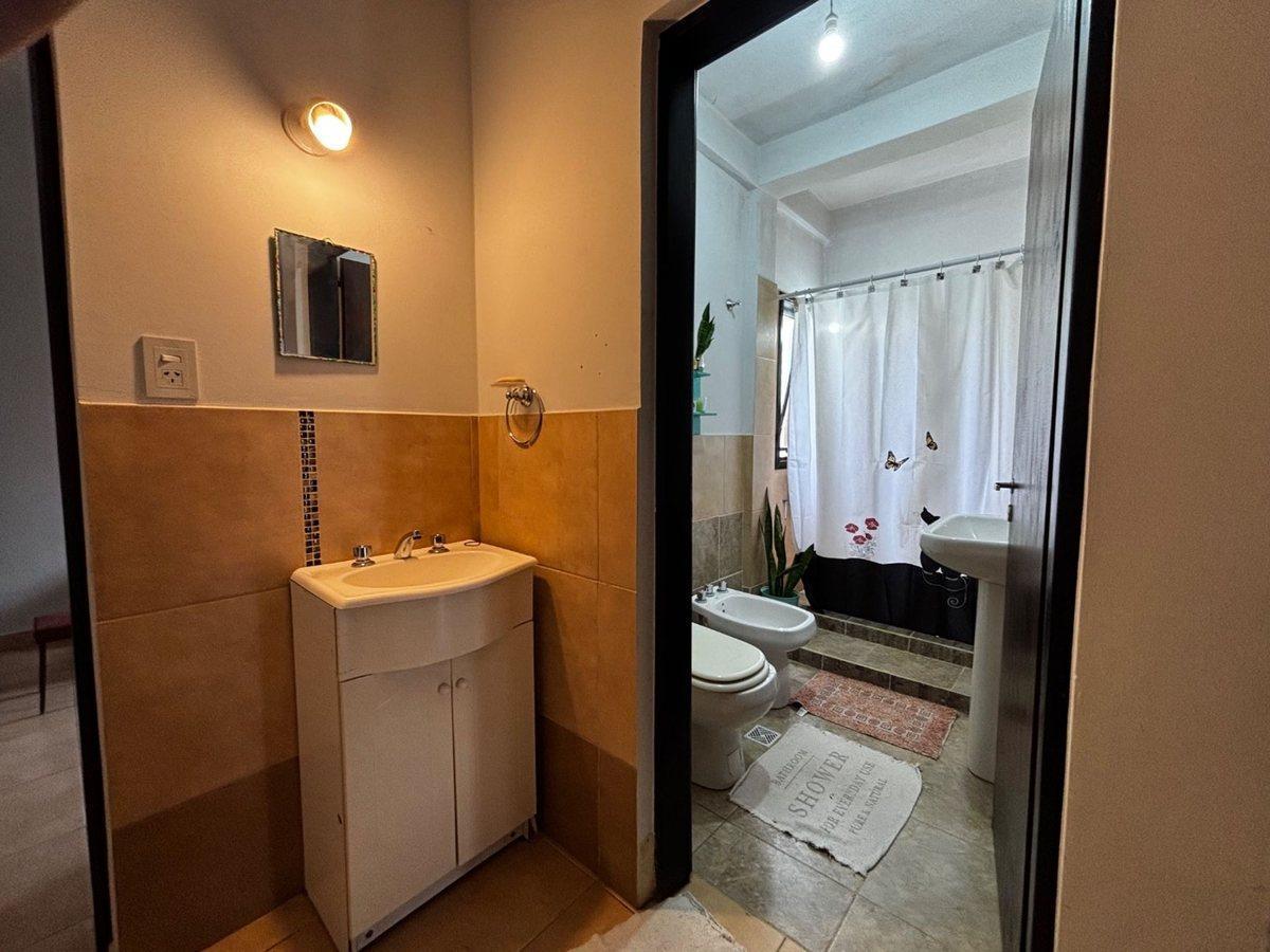 Foto de VENTA DUPLEX 4 DORMITORIOS EN Bº LOS PERALES, imagen 4