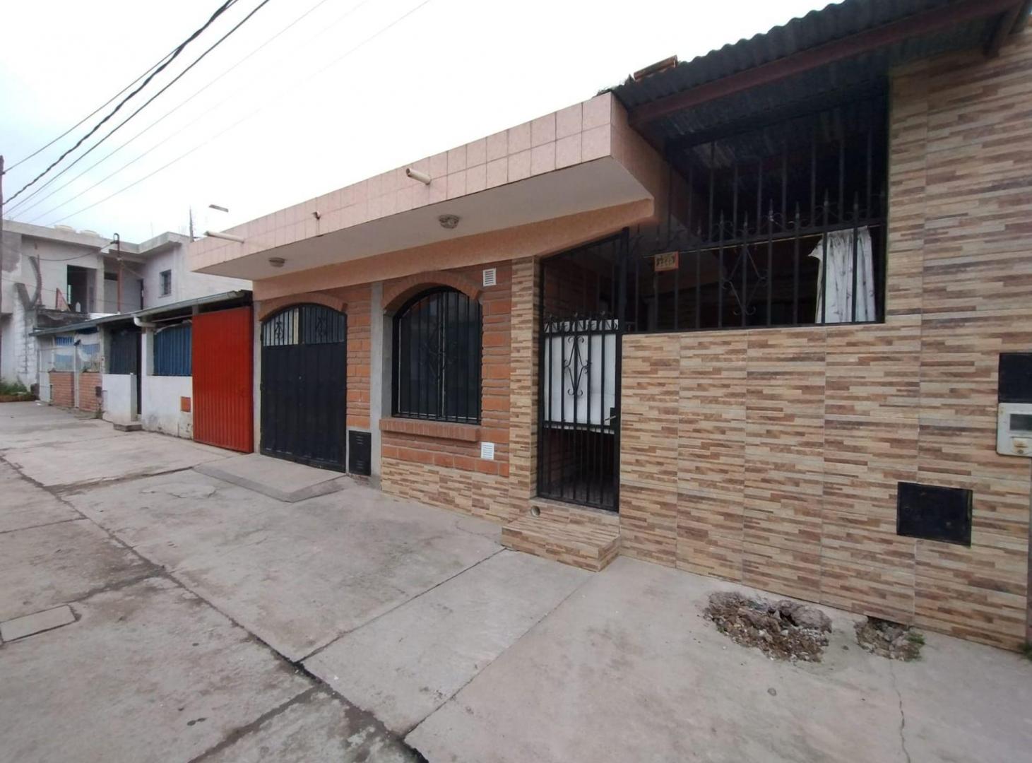 Foto de VENTA CASA 2 DORMITORIOS 160 M2 ALTO COMEDERO 370V, imagen 1
