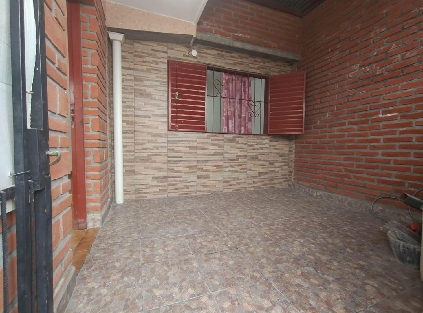 Foto de VENTA CASA 2 DORMITORIOS 160 M2 ALTO COMEDERO 370V, imagen 1