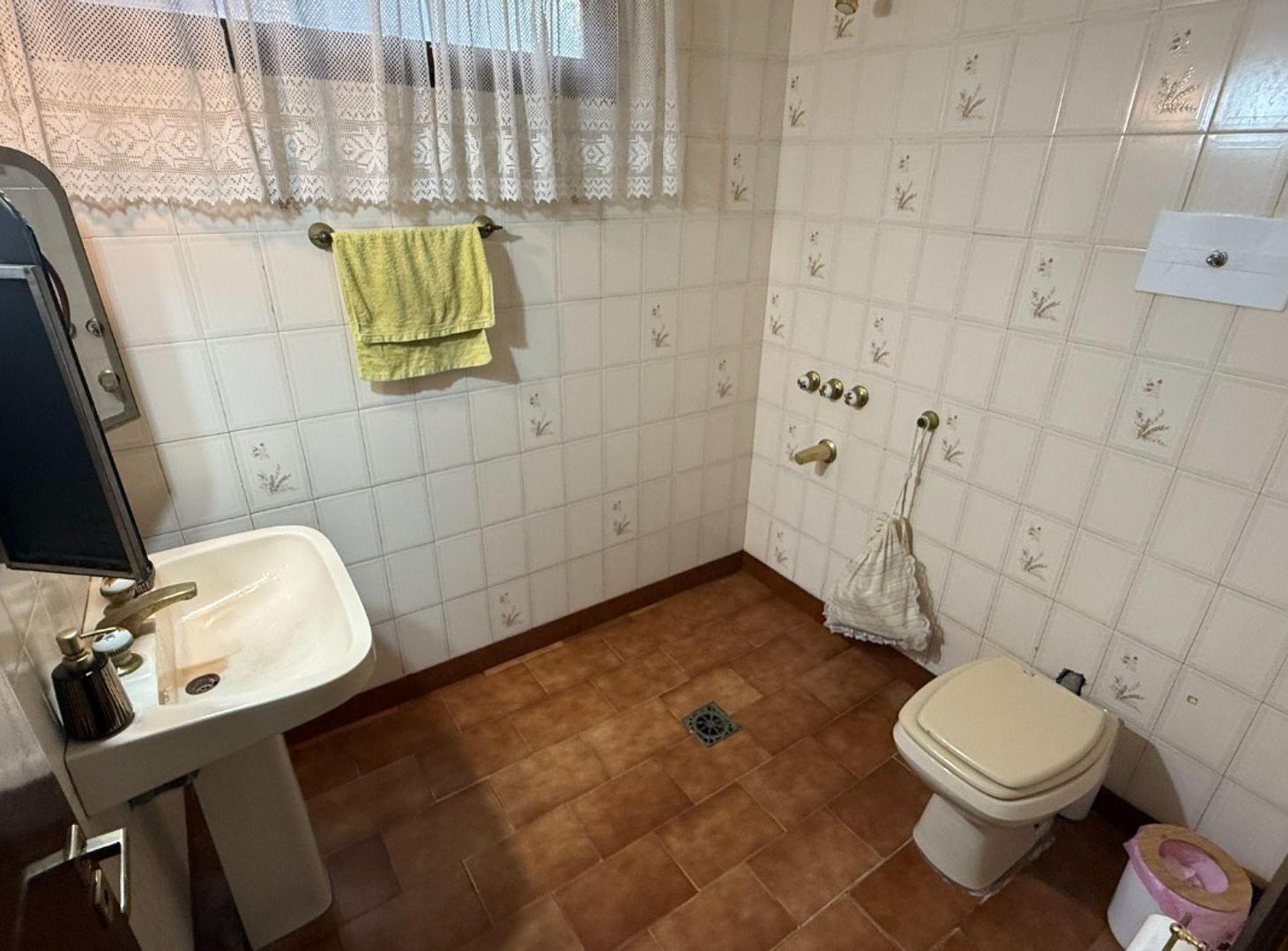 Foto de VENTA CASA 4 DORM B° CHIJRA, imagen 5