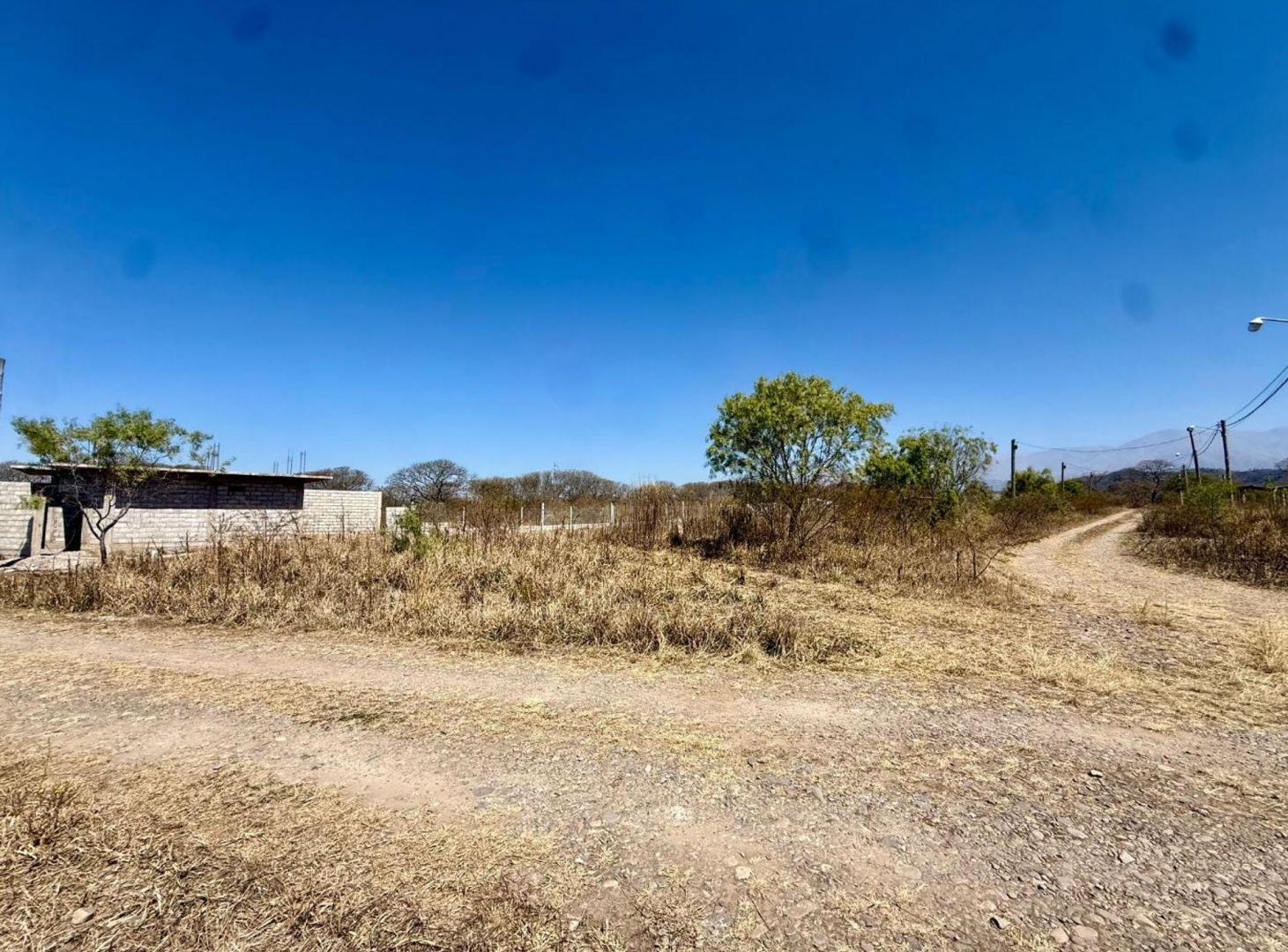 Foto de VENTA TERRENO ESQUINA 597 M2 LA ALAMEDA EL CEIBAL, imagen 3