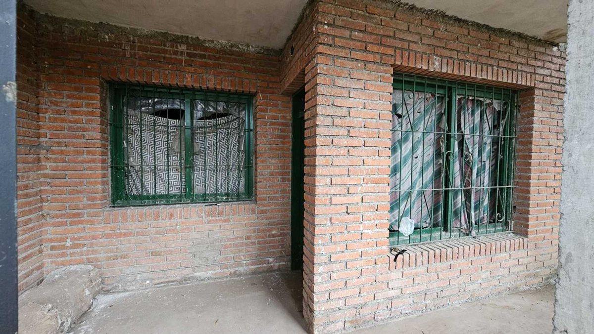 Foto de VENTA CASA A TERMINAR - B° SARGENTO CABRAL, imagen 1
