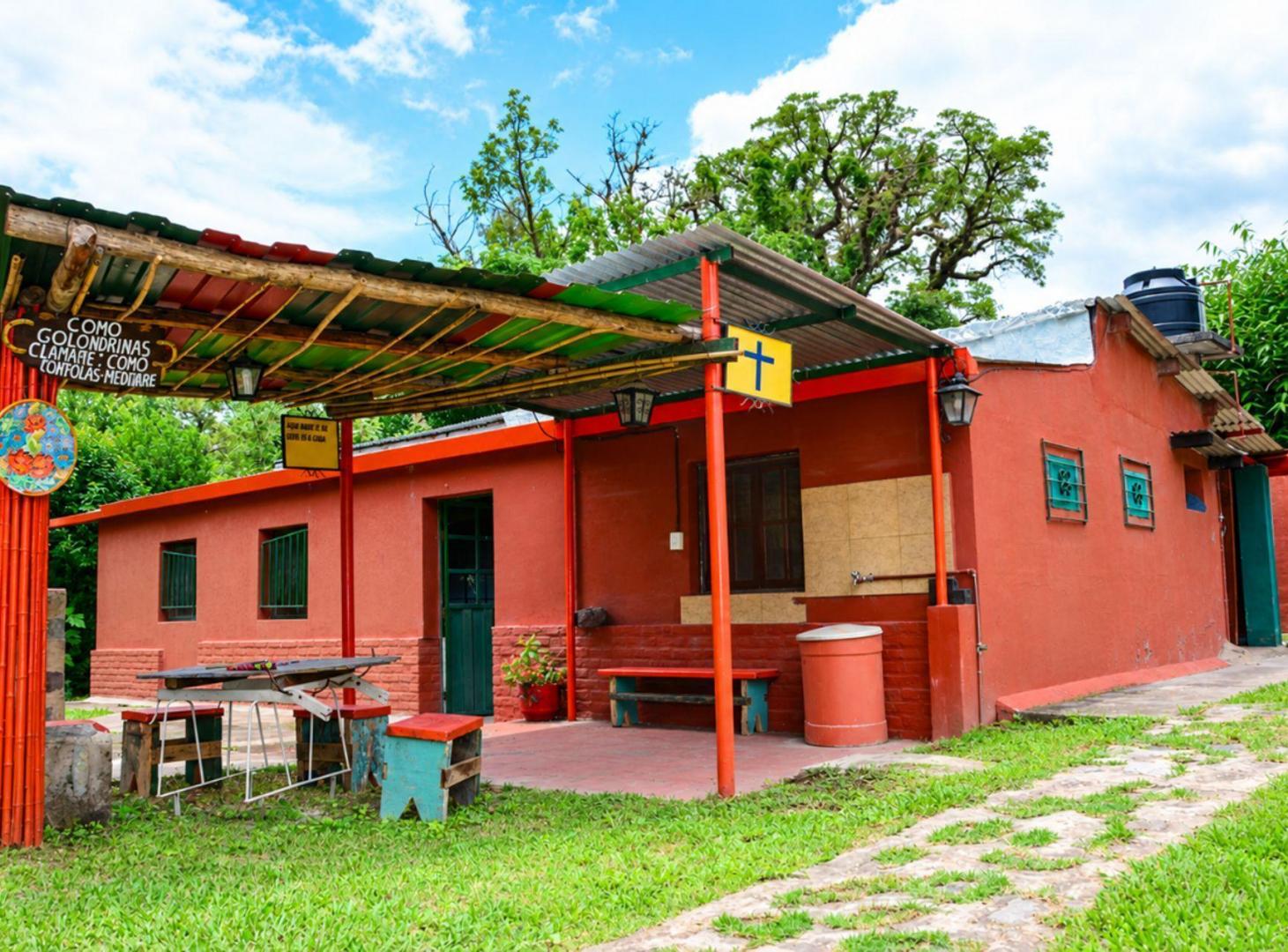 Foto de VENTA CASA EN LOZANO S/ Av. EVA PERON, imagen 2