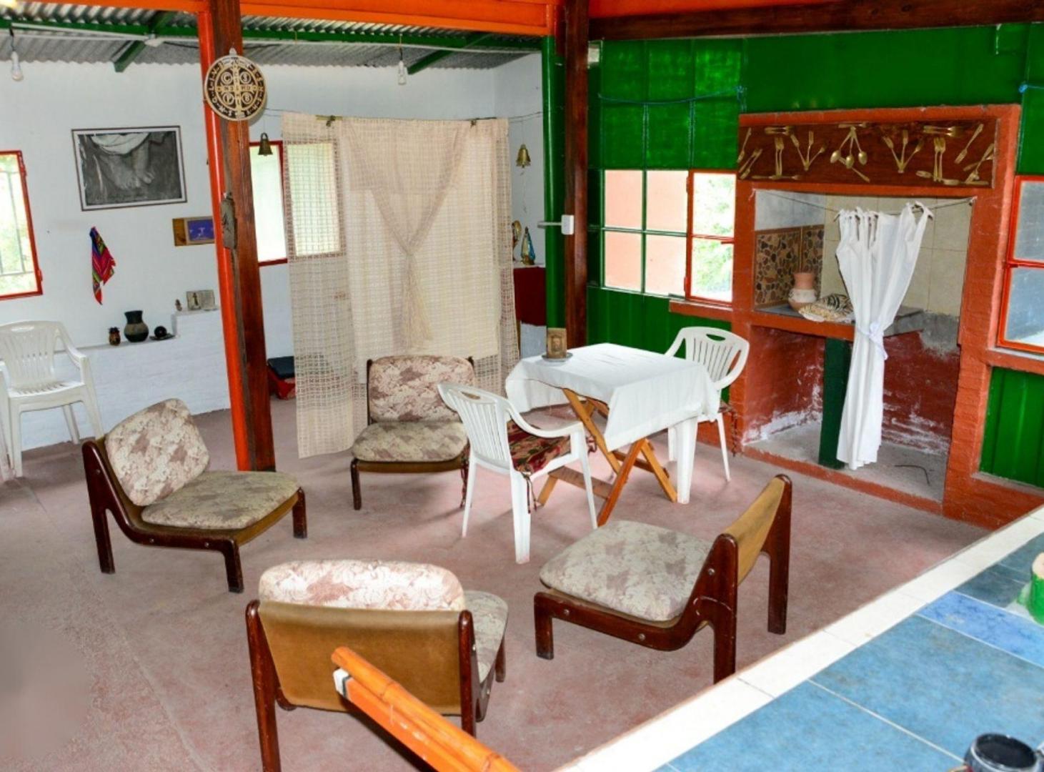 Foto de VENTA CASA EN LOZANO S/ Av. EVA PERON, imagen 4