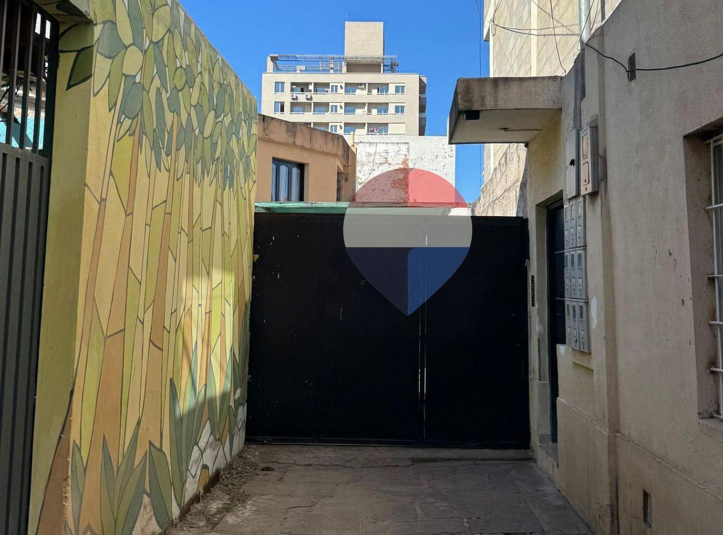 Foto de VENTA COCHERA CALLE BUSTAMANTE B° CENTRO, imagen 1