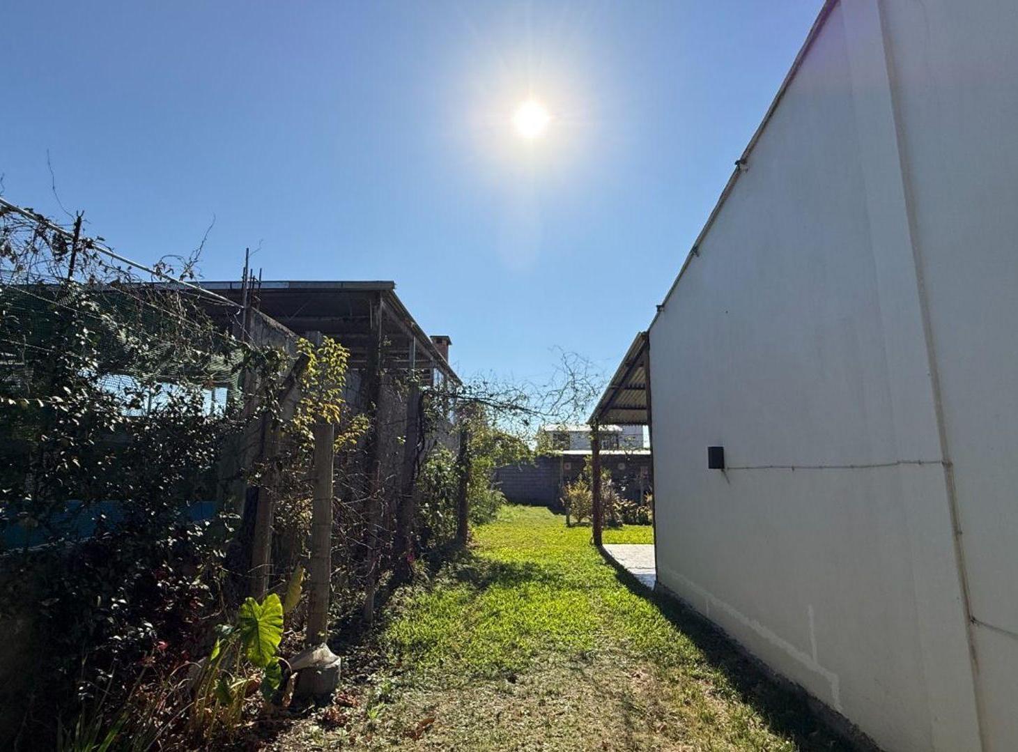 Foto de VENTA CASA EL JARDIN DEL CEIBAL 2 DOR+MONOAMBIENTE, imagen 3