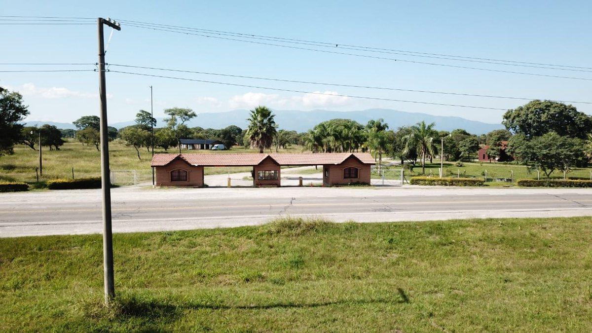 Foto de VENTA TERRENO 2000 M² COUNTRY CLUB "LAS DELICIAS", imagen 3