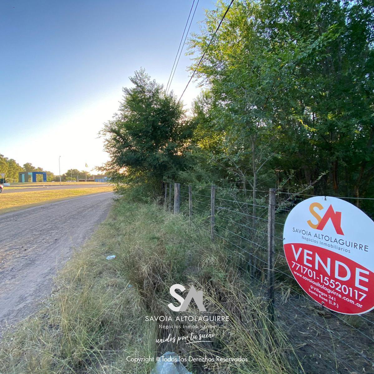 Vende: Importante Superficie en Acceso a La Ciudad de Toay 3