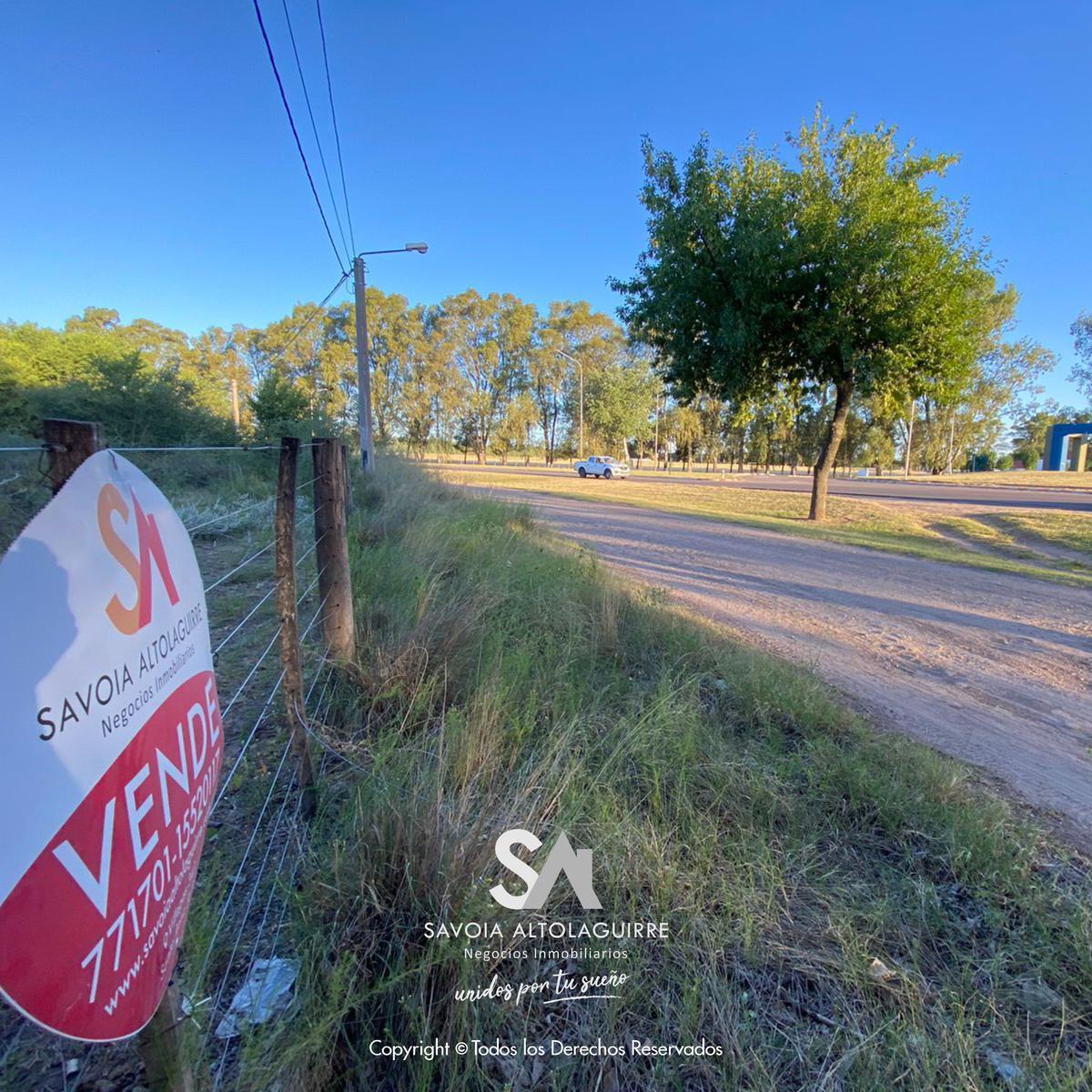 Vende: Importante Superficie en Acceso a La Ciudad de Toay 2