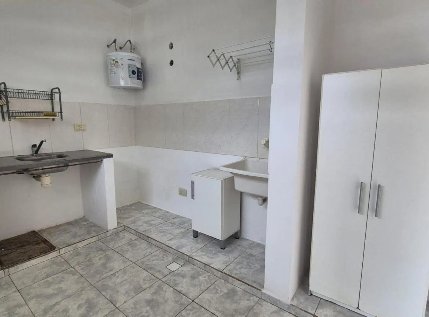 DEPARTAMENTO DE 1 DORMITORIO EN ALQUILER A PASOS DEL PALACIO JUDICIAL 5