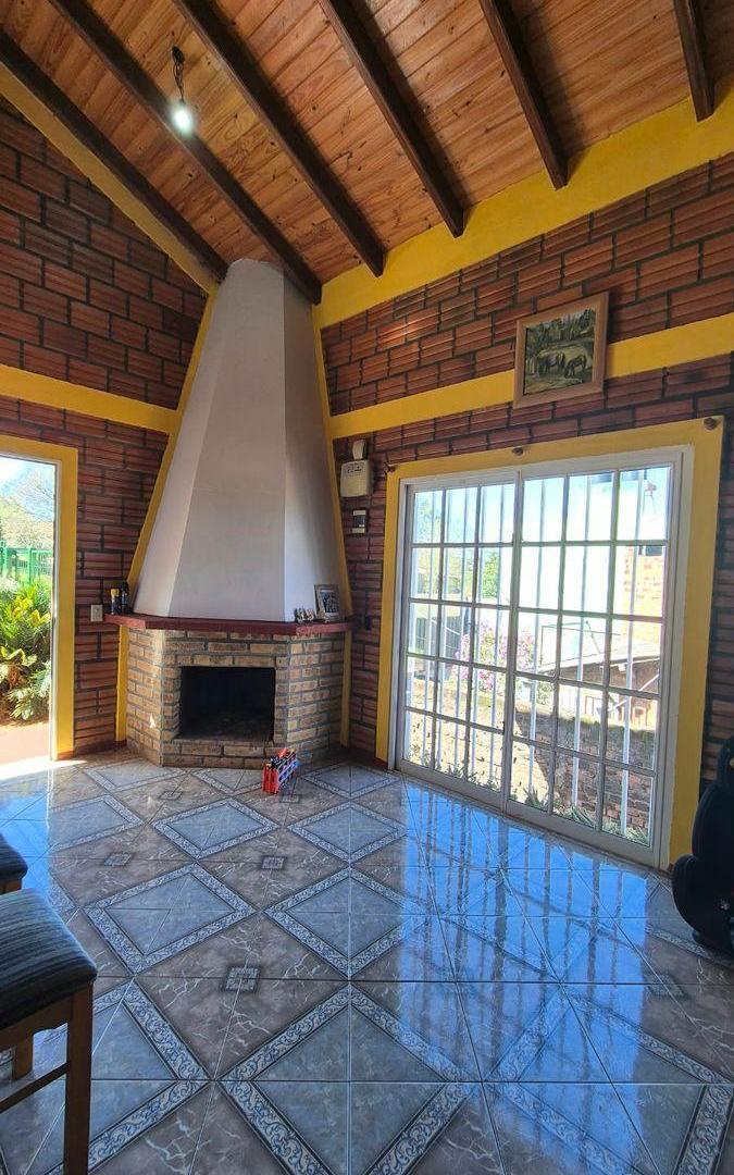 Foto de PRECIOSA CASA EN VENTA EN OBERÁ MISIONES, imagen 2