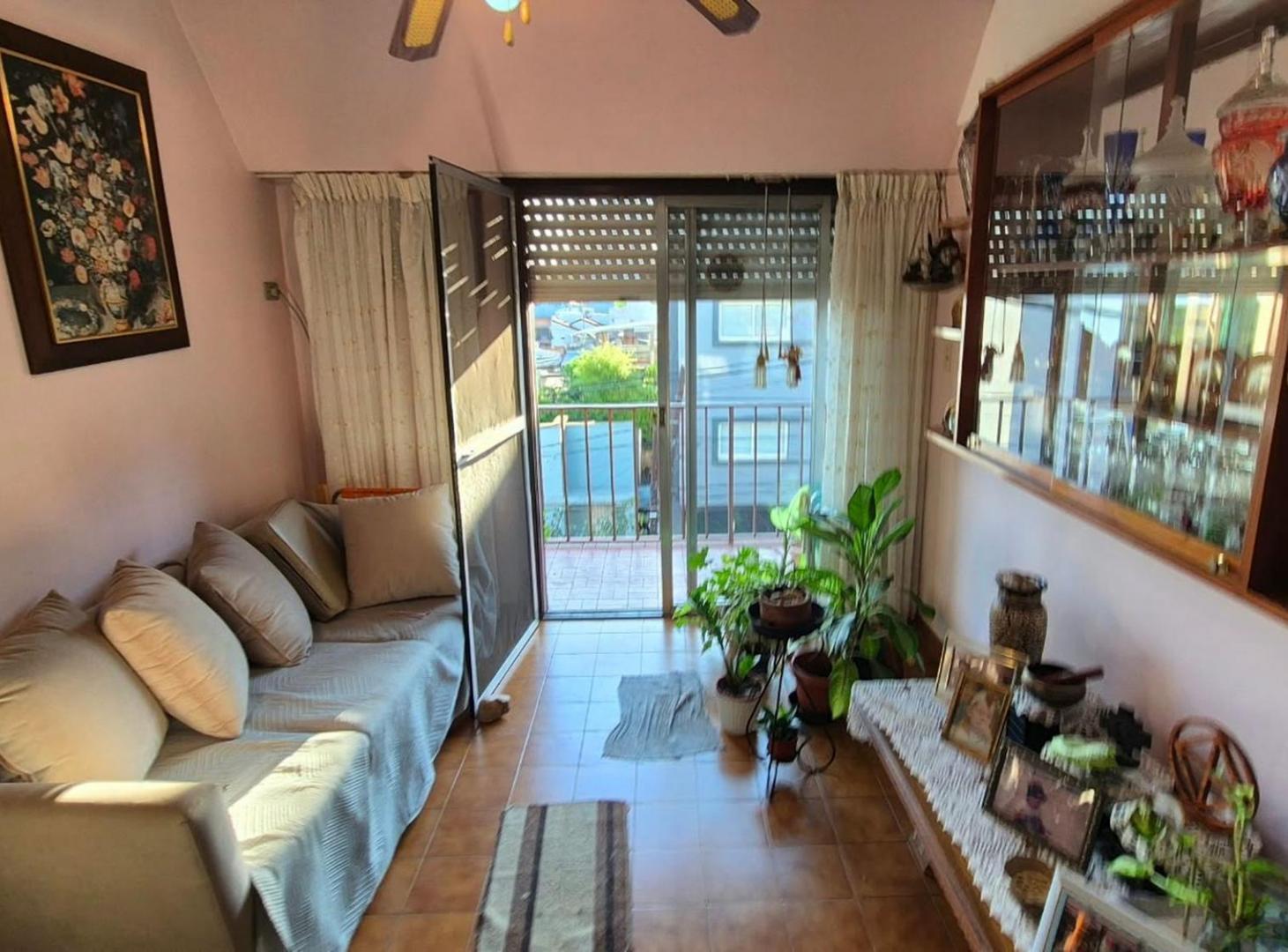 Foto de DEPARTAMENTO DE 3 DORMITORIOS EN VENTA EN EL CENTRO DE POSADAS, imagen 2