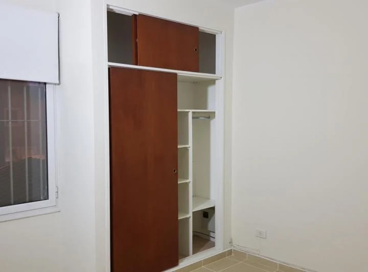 BROKERS ALQUILA DUPLEX 3 DORM- CIPOLLETTI 5