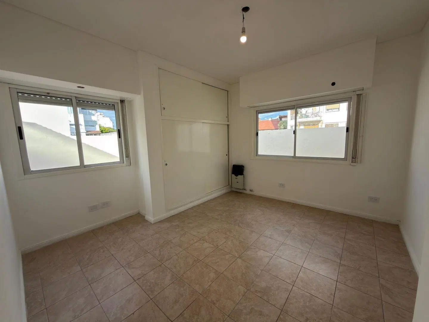 Departamento 3 ambientes. | Asunción al 2400 4