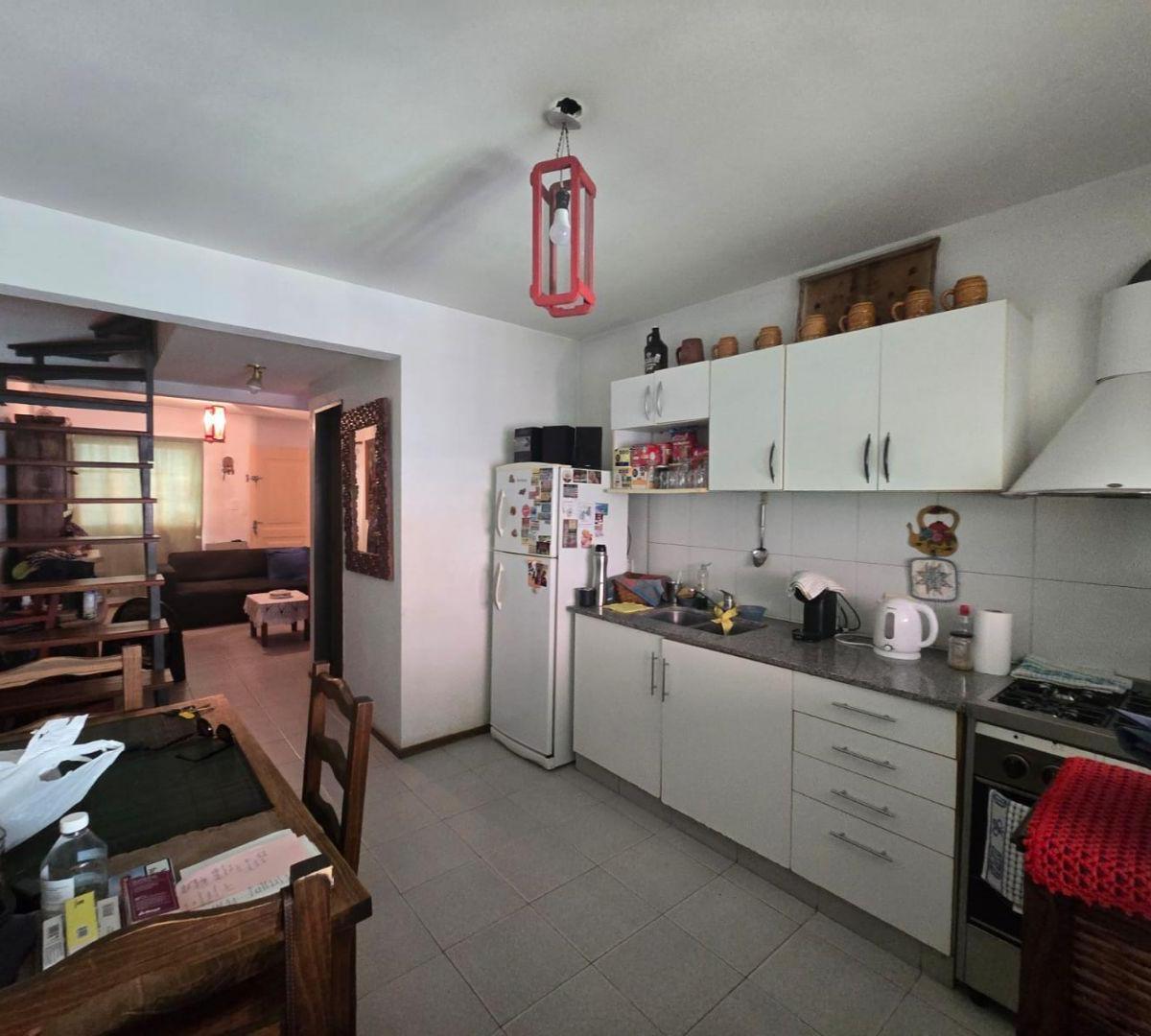 Departamento 5 Ambientes. | Aristobulo del Valle Al 1000 4